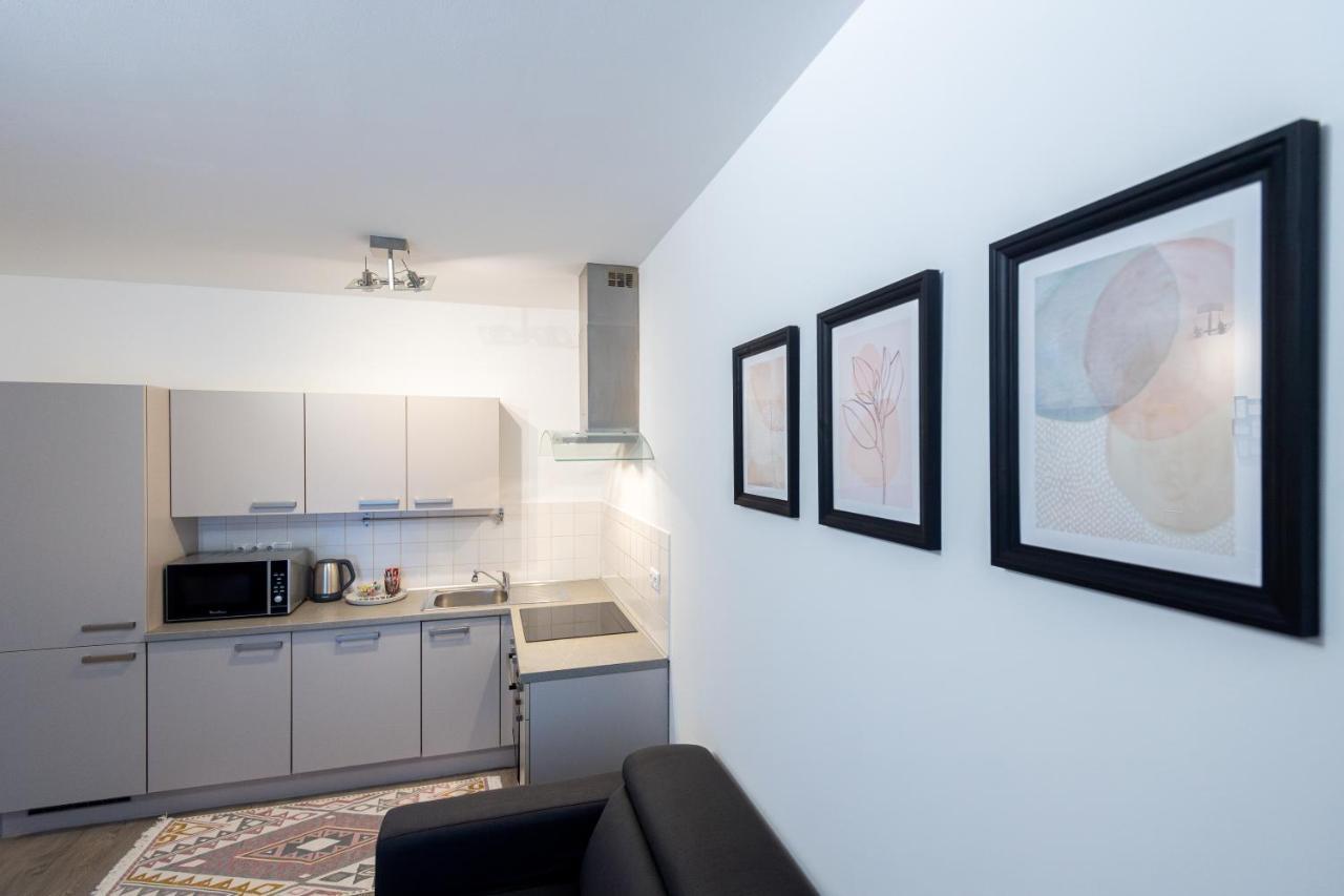 Nova Karolina Apartment Острава Екстер'єр фото