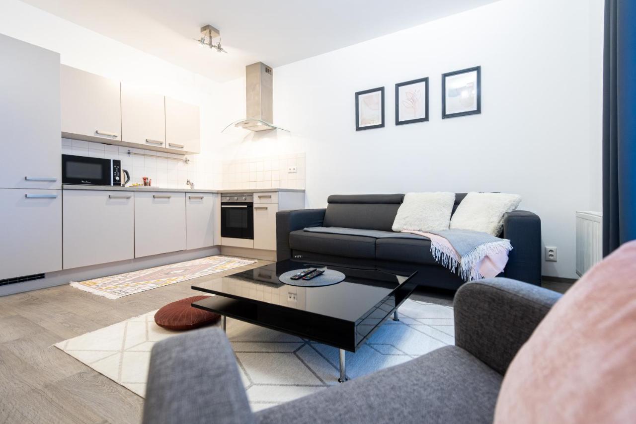 Nova Karolina Apartment Острава Екстер'єр фото